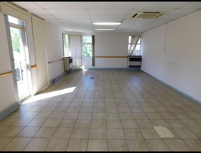 162M² OFFICE TO LET IN BORDEAUX